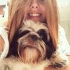 Giovanna tira selfie com seu cachorro, Cegueta