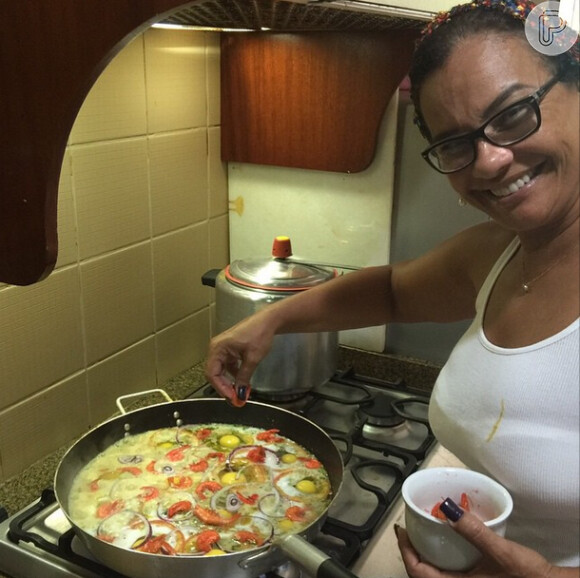 Solange Couto, 59 anos, também tem um canal de culinária no 'Youtube'