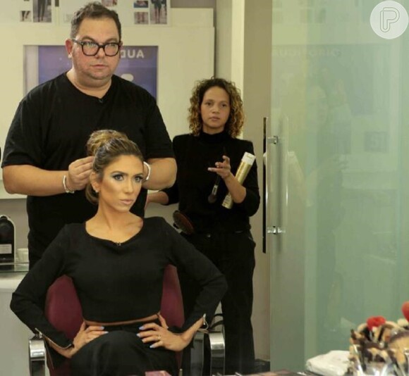 Quem foi o responsável pela transformação de Patricia Abravanel em Jennifer Lopez para o 'Máquina da Fama' foi o maquiador Junior Mendes
