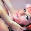 Gisele Bündchen aparece com o rosto coberto de sangue em novo ensaio para a revista 'Vogue' italiana, em vídeo divulgado nesta segunda-feira, 3 de junho de 2013