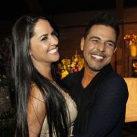 Zezé Di Camargo lança DVD com Luciano e abraçado à namorada, Graciele Lacerda
