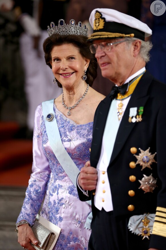 Rainha Silvia e rei Carlos XVI Gustavo, pais do príncipe Carl Philip