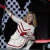 Madonna dança em apresentação para os paulistas