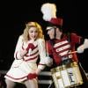 Madonna fala frases em português com a plateia