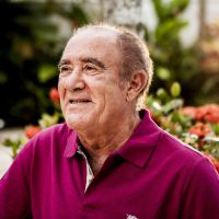 Aos 80 anos, Renato Aragão fala sobre vida após infarto: 'Não sinto cansaço'