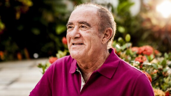 Aos 80 anos, Renato Aragão fala sobre vida após infarto: 'Não sinto cansaço'