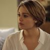 Celina (Débora Duarte) conta para Alice (Sophie Charlotte) o que ouviu de Wilma (Cristina Galvão), na novela 'Babilônia'