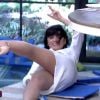 Monica Iozzi levou tombo ao se sentar em cadeira de isopor durante participação no 'Mais Você' desta quinta-feira, 18 de junho de 2016: 'Pelo menos eu caí sexy'