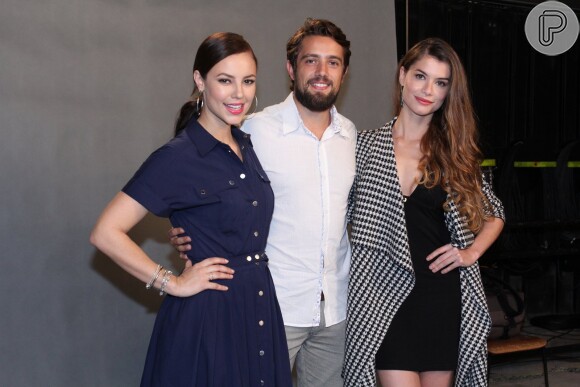 Paolla Oliveira, Rafael Cardoso e Alinne Moraes, que formam o triângulo amoroso de 'Além do Tempo', compareceram ao lançamento da novela 'Além do Tempo'