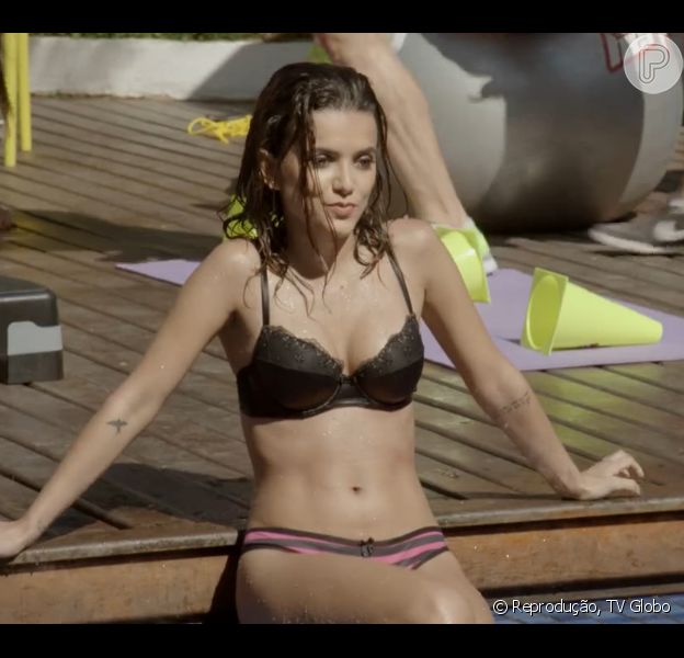 Manu Gavassi Entra Na Piscina So De Lingerie Em Malhacao E Mostra Boa Forma Purepeople