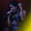 Neymar dançou ao som de Anitta em um show realizado pela cantora na noite de doningo, dia 28 de junho de 2015
