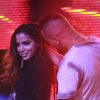 Anitta esbanjou sensualidade ao dançar com fã