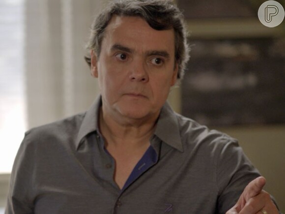 Evandro (Cássio Gabus Mendes) fica furioso com Inês (Adriana Esteves), na novela 'Babilônia'