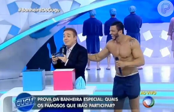 Gugu Liberato reestreou o quadro da 'Banheira do Gugu' em seu programa na TV Record
