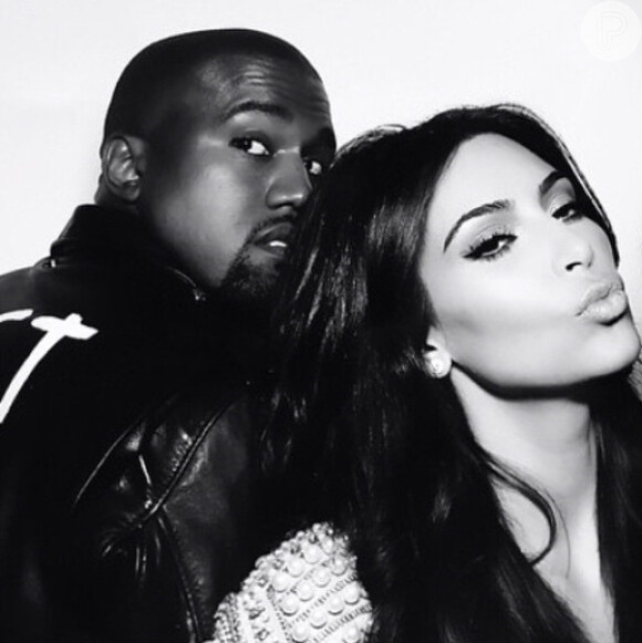 Kim Kardashian conta que respeita o desejo do marido de não ser exposto no reality 'Keeping Up With The Kardashians' e que não se atreveria a fazer algo que ele faz