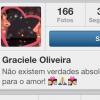 Graciele Oliveira postou foto na qual ela e Zezé di Camargo aparece, envoltos em um coração