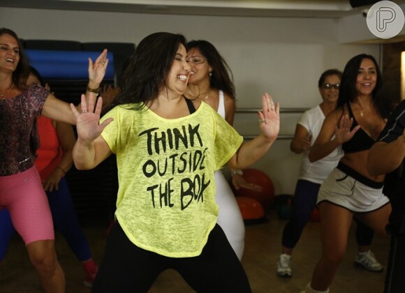 Mariana Xavier leva Angélica para fazer uma aula de dance mix no 'Estrelas'