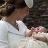 Kate Middleton e príncipe William batizam a filha caçula, Charlotte, neste domingo, 5 de julho de 2015