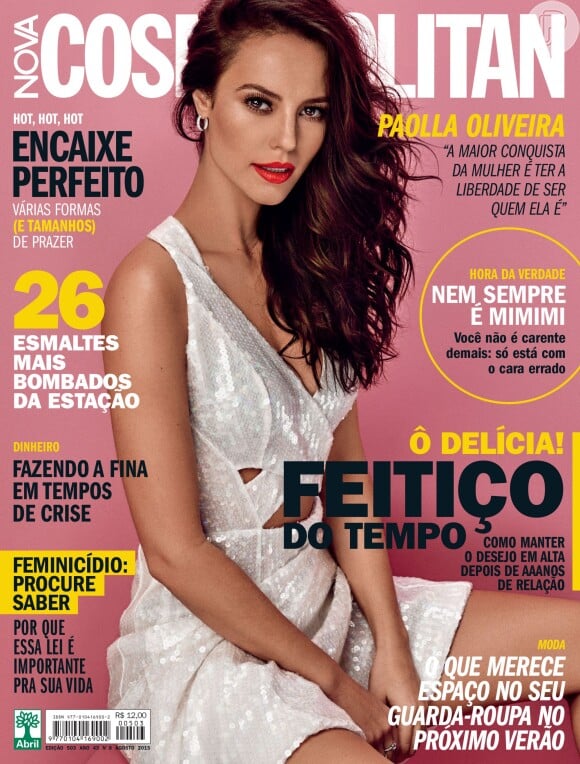 Paolla Oliveira posou sensual para a revista 'Cosmopolitan'