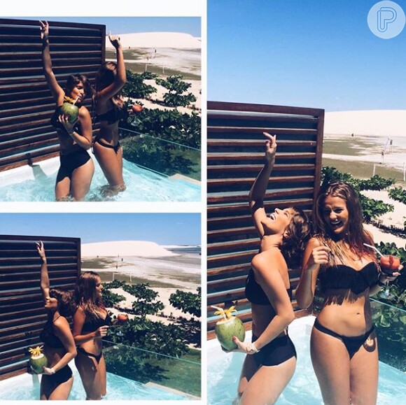 Isabella Santoni e Gabi Lopes se divertiram em piscina de hotel de Jericoacara, no Ceará, em foto compartilhada neste domingo, 2 de agosto de 2015. Intérprete da Karina da novela 'Malhação' foi elogiada por fã: 'Maravilhosa'