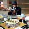 Joe Jackson chegou a ganhar um bolo no dia se deu aniversário