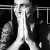 Thammy Miranda faz registro no Instagram da nova tatuagem: 'Fé', em 04 de julho de 2013