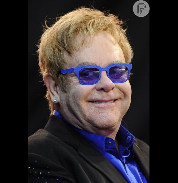No final de janeiro deste ano, Elton John mostrou os dois filhos ao público, posando ao lado do marido para uma revista