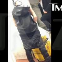 Justin Bieber é flagrado urinando em balde de limpeza em restaurante de NY