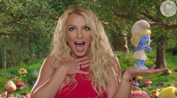 Britney Spears estrela clipe da música 'Oh La La', trilha sonora do filme 'Os Smurfs 2'