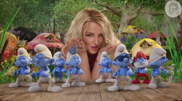 Britney Spears canta a música 'Oh La La', trilha sonora do filme 'Os Smurfs 2'