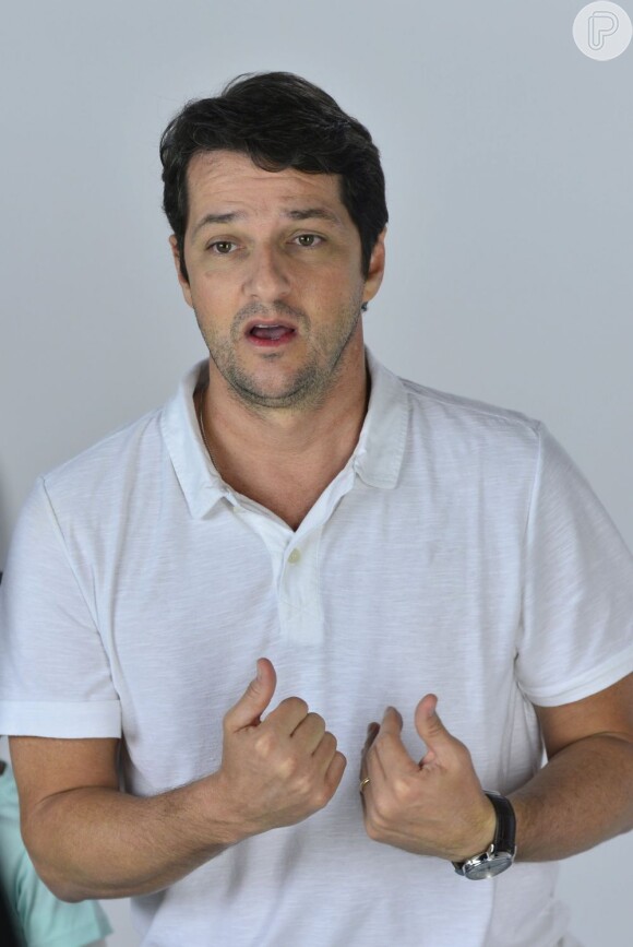 Marcelo Serrado está em cartaz com a peça 'Rain Man'