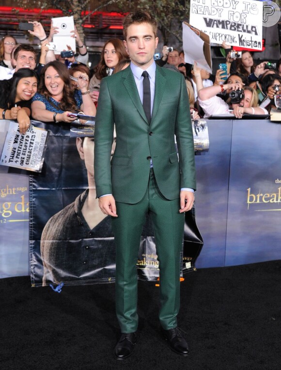 Robert Pattinson na pré-estreia de "Crepúsculo" - capítulo 5: Amanhecer - parte 2, em Los Angeles, em 12 de novembro 2012