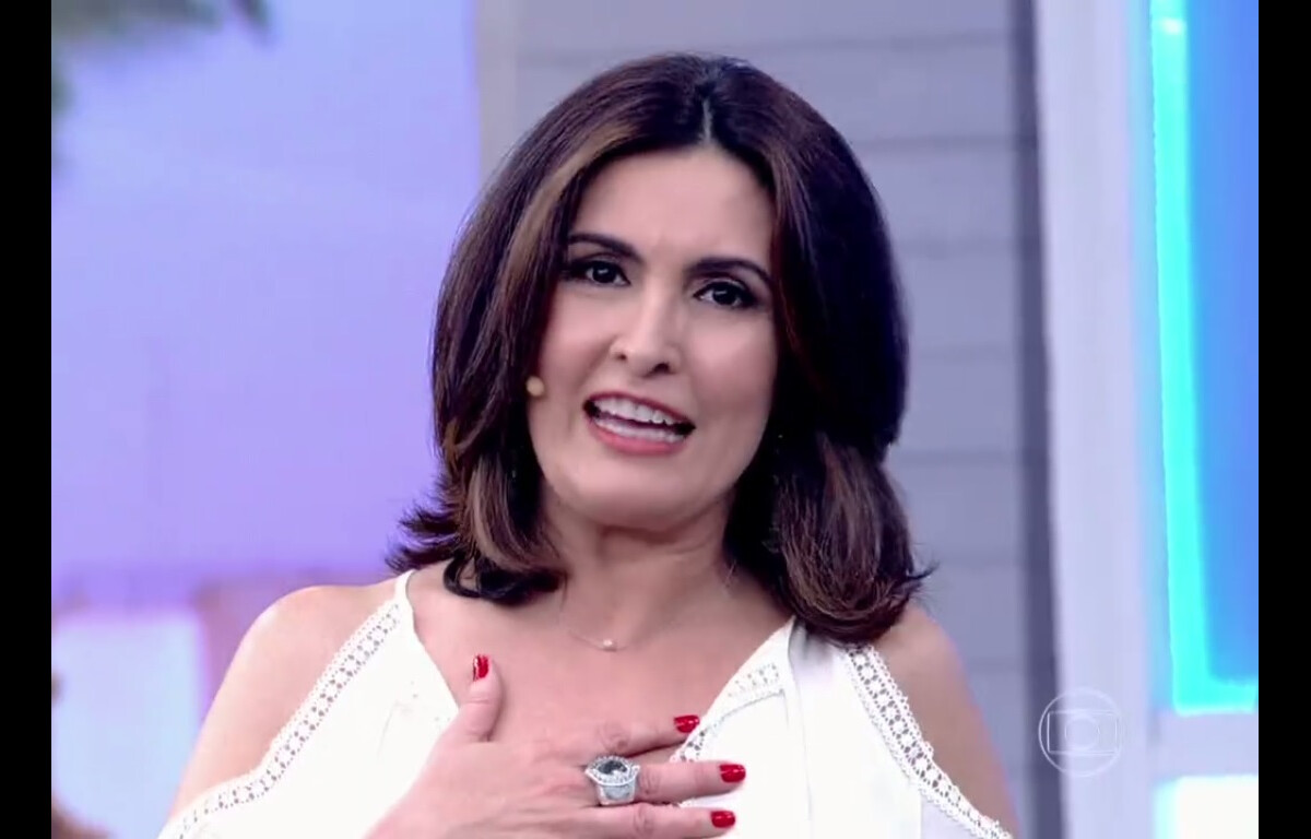 Foto Fátima Bernardes afirmou estar emocionada, mas prometeu 'Não quero chorar. Eu quero ficar Foto Fátima Bernardes afirmou estar emocionada, mas prometeu 'Não quero chorar. Eu quero ficar