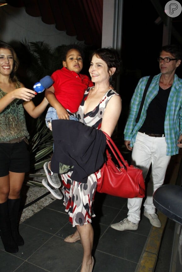 Em 2009, Drica Moraes realizou o sonho de ser mãe ao adotar o pequeno Matheus. Na época, o menino tinha apenas um mês