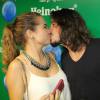 Lua Blanco troca beijos com o namorado, Guga Sabatiê, no Rock in Rio