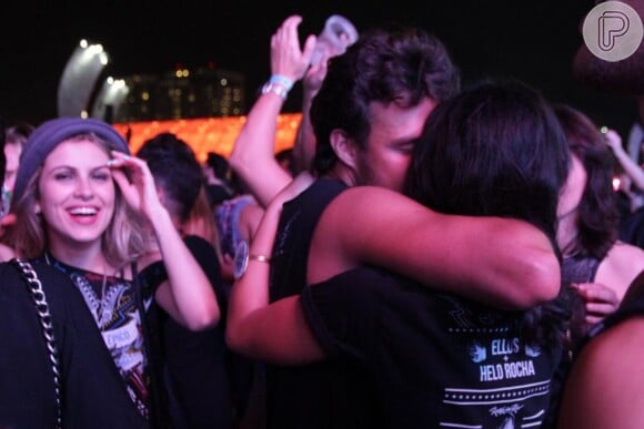 Yanna Lavigne e Nando Rodrigues se beijam no Rock in Rio 2015