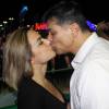 Maurício Mattar e namorada, Bianca Assumpção, trocam beijos no Rock in Rio 2015