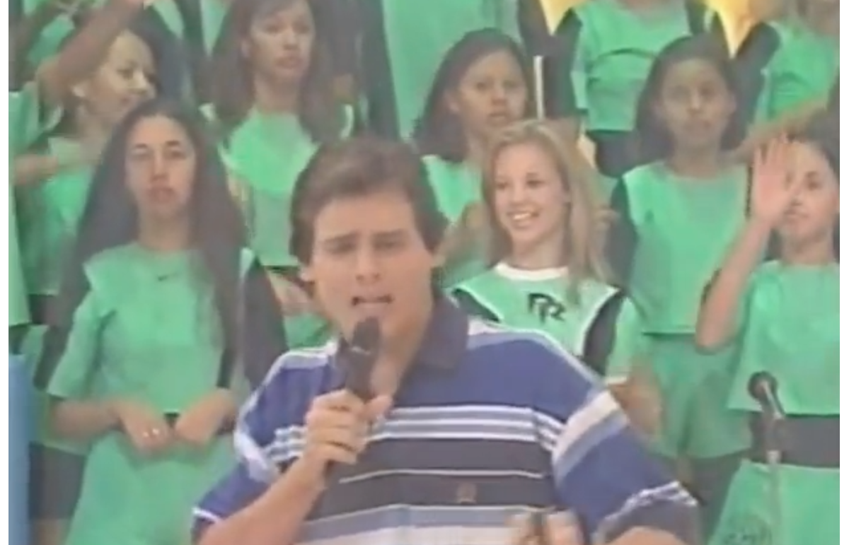 Foto: Paolla Oliveira estreou na TV como assistente de palco do