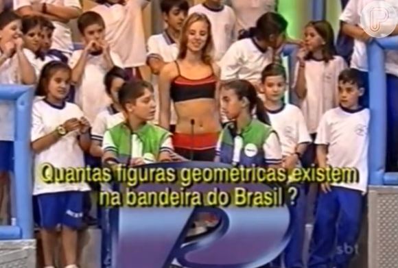 Paolla Oliveira estreou na TV no 'Passa ou Repassa', em 1999, game exibido pelo SBT