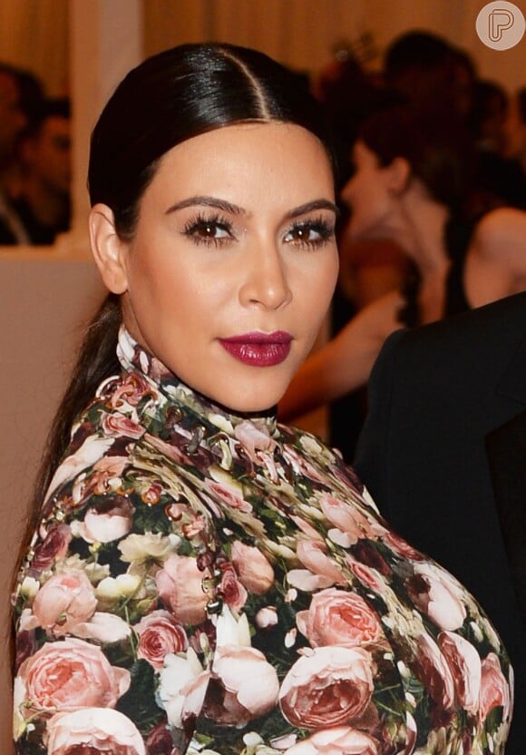 Kim Kardashian pode aparecer pela primeira vez no programa de sua mãe, Kris Jenner