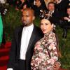 Kim Kardashian e Kanye West estão preocupados com a decoração da nova mansão do casal