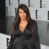 Kim Kardashian ainda não saiu de casa depois do nascimento de sua primeria filha, North West
