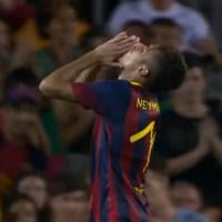 Neymar lança bola na trave em goleada de 8 a 0 do Barcelona contra o Santos