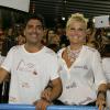 Junno Andrade e Xuxa já usam aliança de compromisso, mas a loira descarta casamento