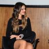 Bruna Marquezine conversa com jornalistas sobre namoro à distância com Neymar