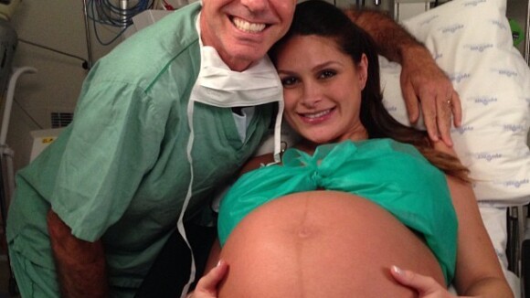 Natália Guimarães dá à luz gêmeas e Leandro assiste ao parto: 'Tudo perfeito'