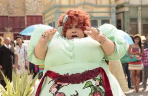 'Saramandaia': Vera Holtz é aplaudida após gravar a explosão de Dona Redonda