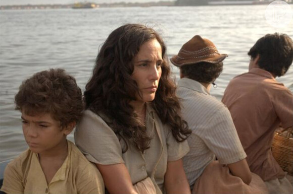 No filme 'Lula, o filho do Brasil' (2010), Gloria Pires interpretou a Dona Lindu, mãe do ex-Presidente
