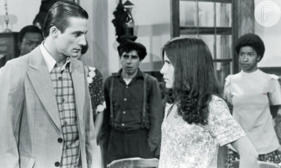 Com apenas 16 anos, Gloria Pires viveu a sua primeira protanista, Zuca, na primeira versão da novela 'Cabocla' (1979)