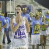 Agatha Moreira mostrou fibra no ensaio em usava camiseta com os dizeres: "Isso aqui é Vila Isabel"